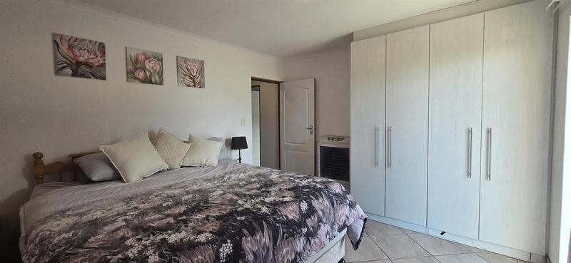 4 Bedroom Property for Sale in Tergniet Western Cape